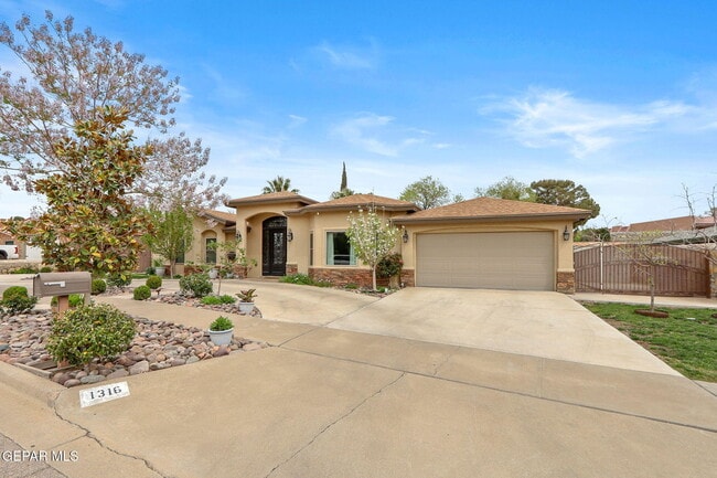 Foto del edificio - 1316 Hookridge Dr