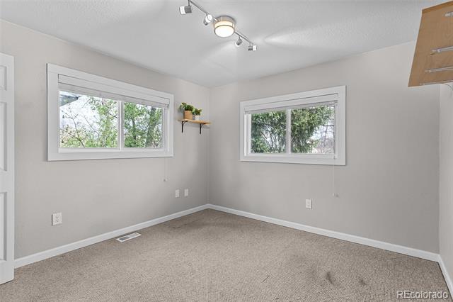 Building Photo - 2345 S Linley Ct