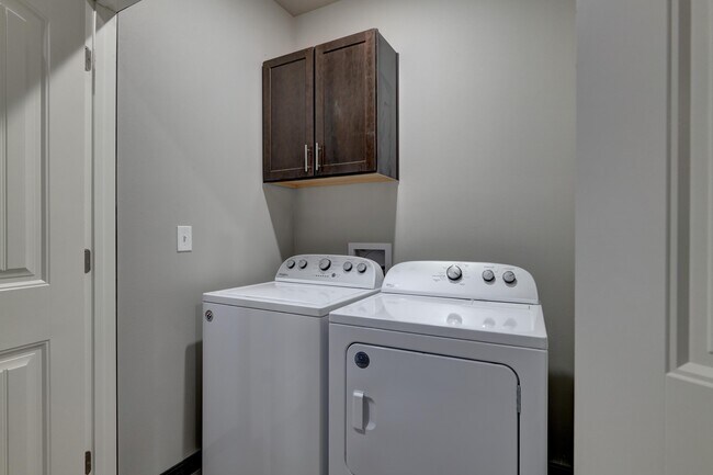 Foto del edificio - 5614 W 32nd St