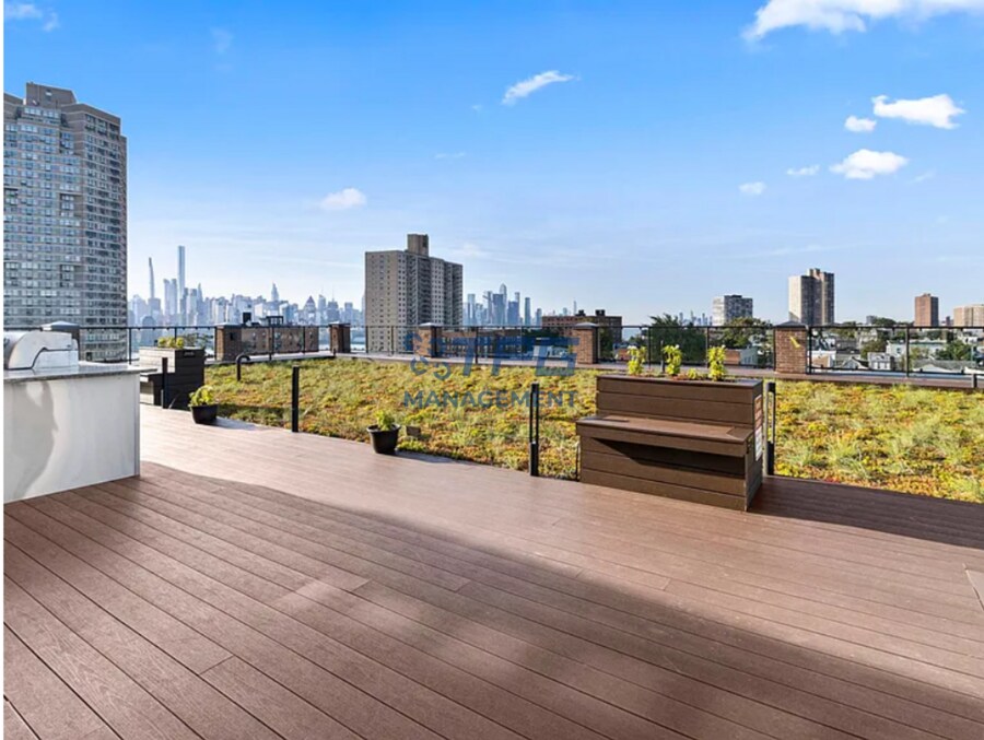 Photo - 62 69th Street-203