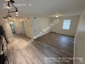 Building Photo - 303 S Border St