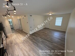 Building Photo - 303 S Border St