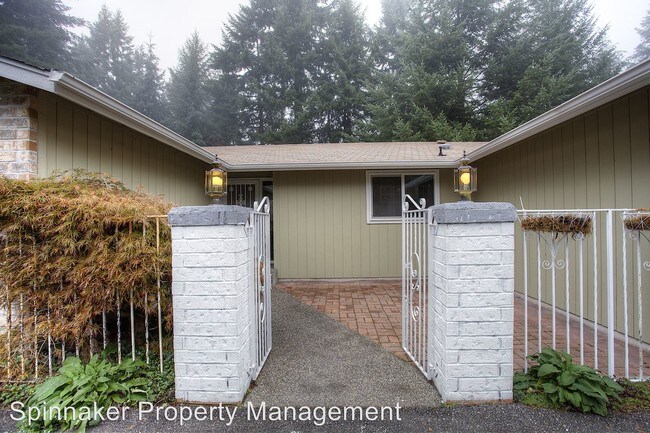 Building Photo - 3 br, 2 bath House - 869 Island Blvd Fi