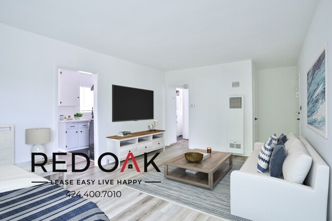 Foto del edificio - 8514 Sherwood Dr
