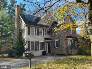 Building Photo - 1 Haymarket Ln