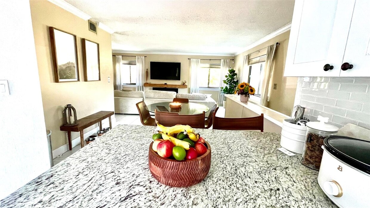 Foto principal - 134 Wimbledon Lake Dr