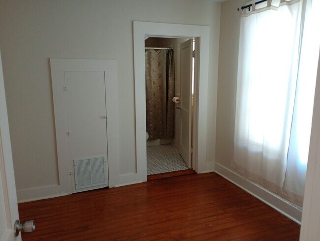 Foto del edificio - Updated 1/1 near downtown