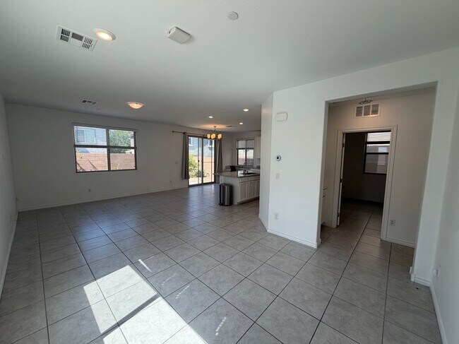 Building Photo - 3228 Azalea Ridge Ct