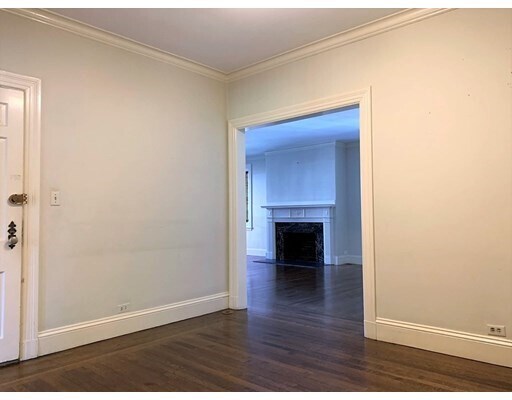 Building Photo - 137 Sewall Ave