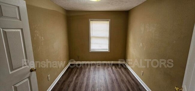Building Photo - 1806 Harris St