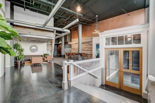 Foto del edificio - The Railway Express