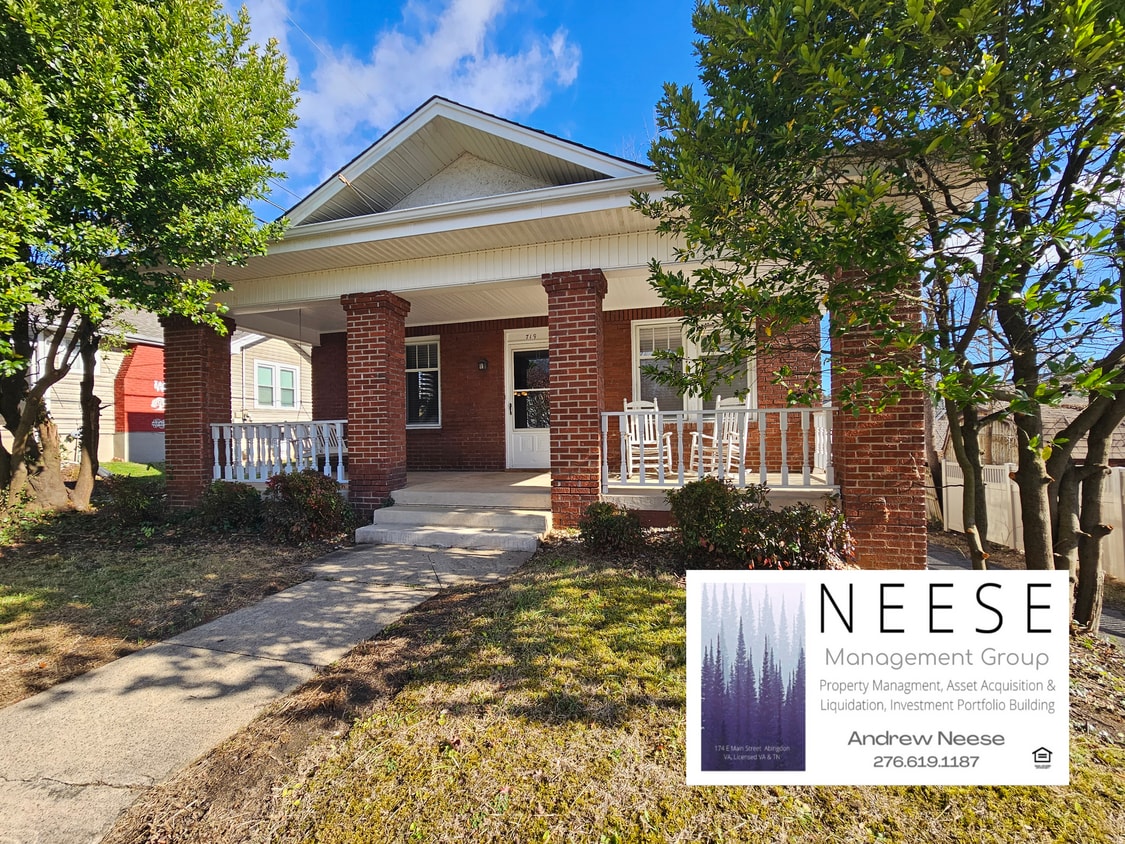 Primary Photo - 719 Pearl St