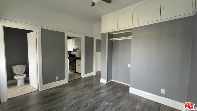 Foto del edificio - 1820 S Highland Ave