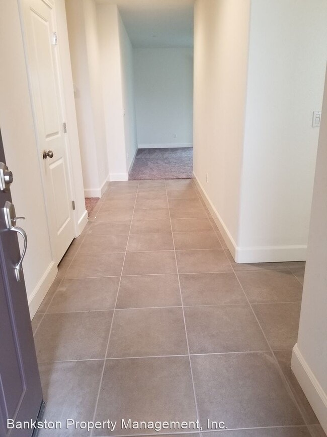 Building Photo - 3 br, 2 bath House - 3023 Bora Ave.