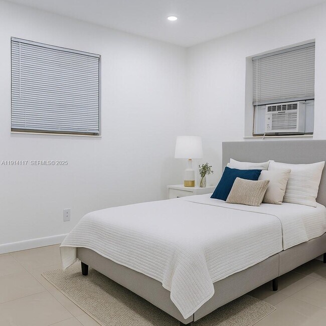 Foto del edificio - 1046 Foster Rd