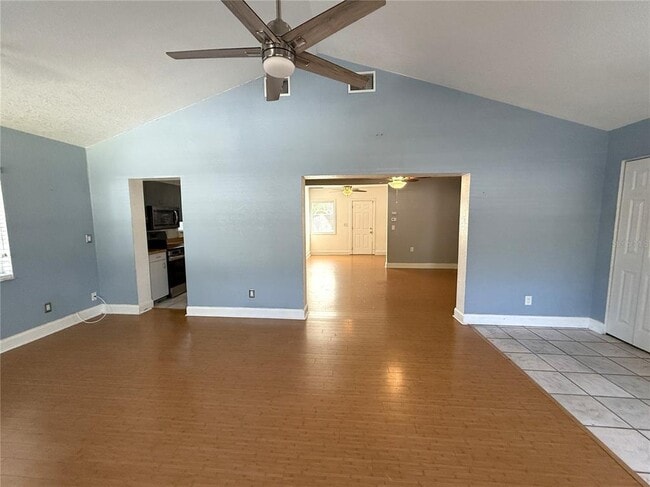 Foto del edificio - 421 5th Ave NE