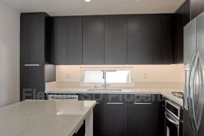 Foto del edificio - 2888 C St