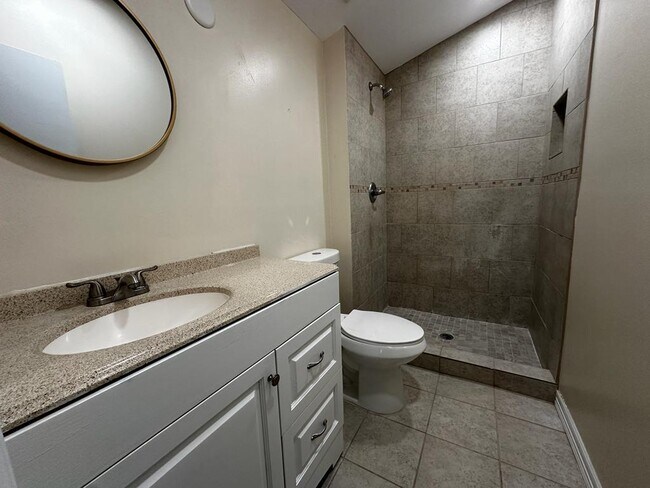 Building Photo - 7121 Alto Rey Ave