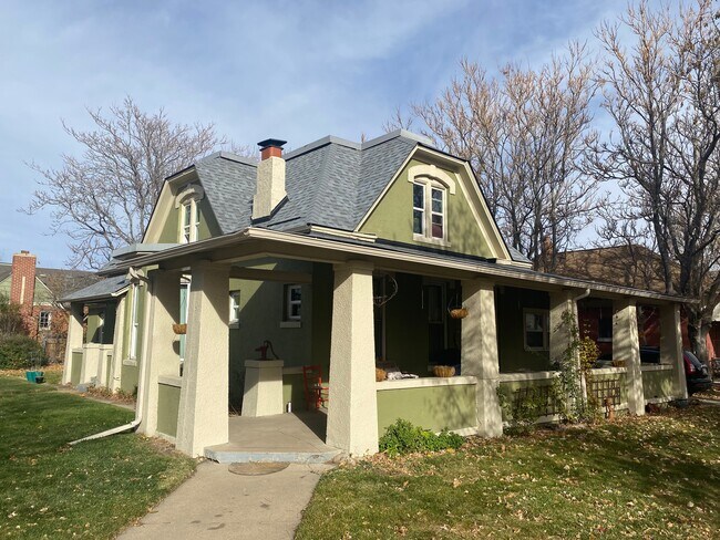 Exterior - Entire House - 4000 Bryant St