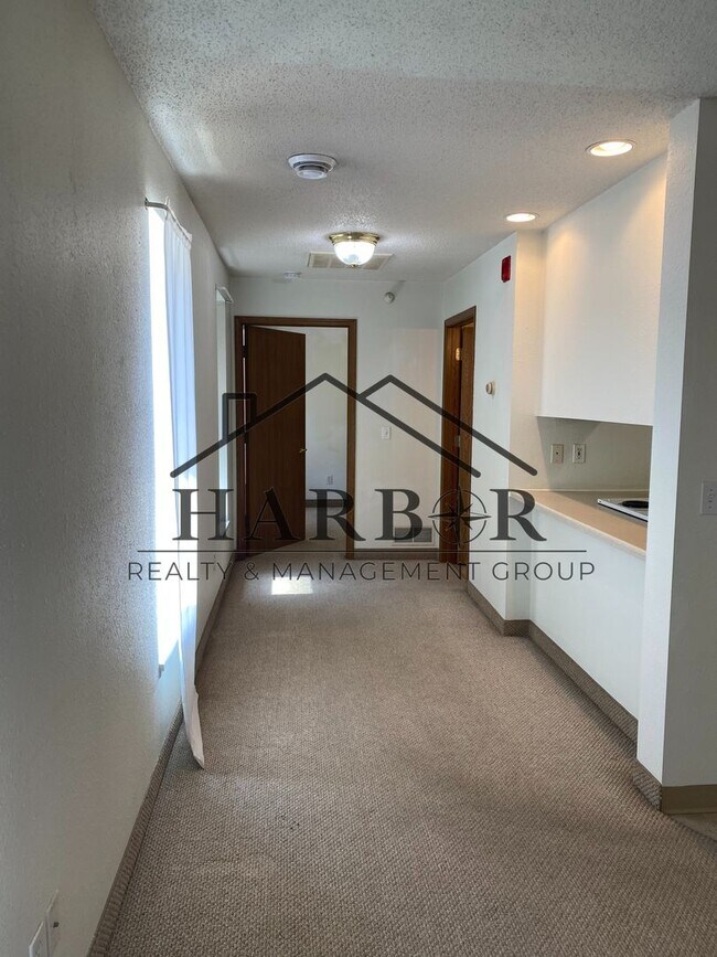 Foto del edificio - 146 S Broadway Ave