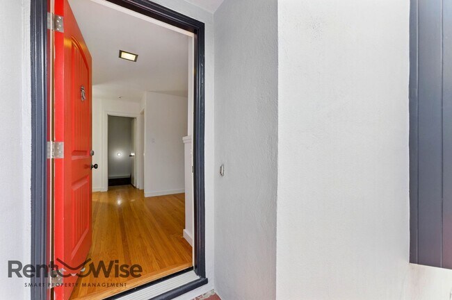 Foto del edificio - 61 Marview Way