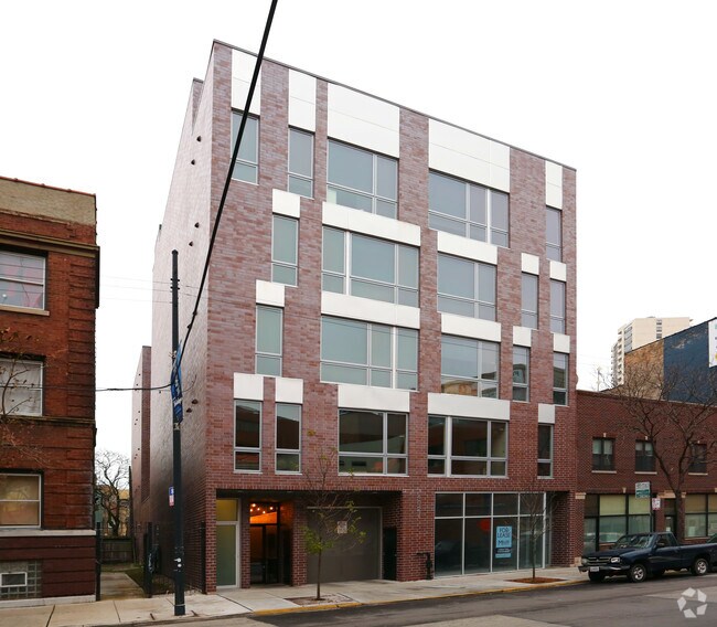 Foto del edificio - 4027 N Broadway