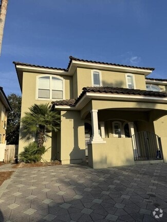 Building Photo - 321 La Valencia Cir