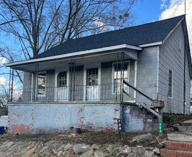 Building Photo - 720 Gray St