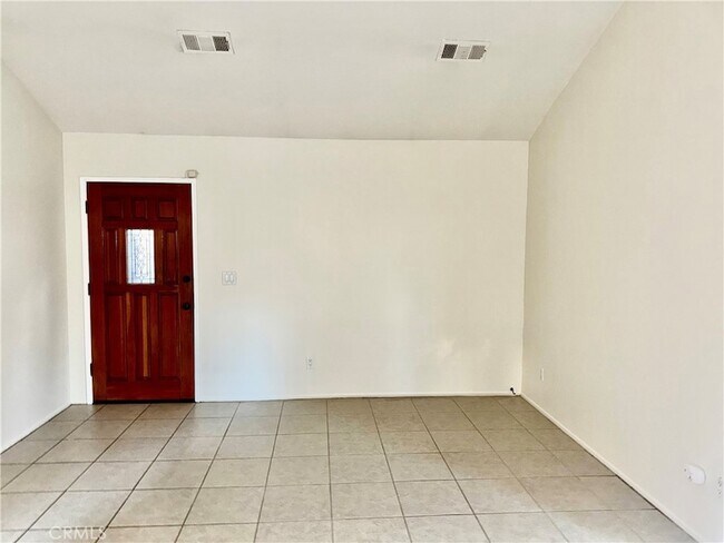 Foto del edificio - 28282 Larchmont Ln