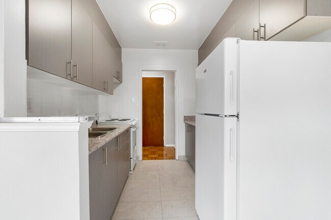 Photo du bâtiment - Princeton Apartments