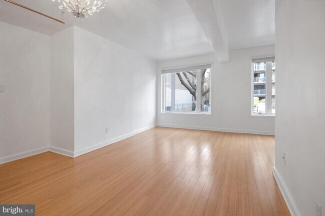Foto del edificio - 2639 15th St NW