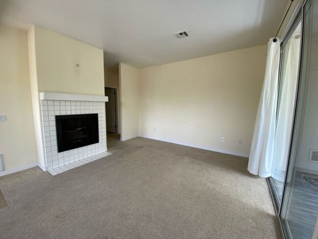 Building Photo - 3613 Bernwood Pl