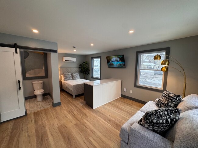 Building Photo - 9 Aliber Pl