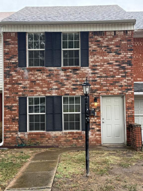 Foto principal - 938 P St SW