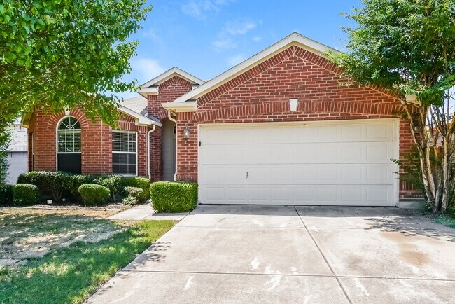 Foto del edificio - 906 Oak Hollow Ln
