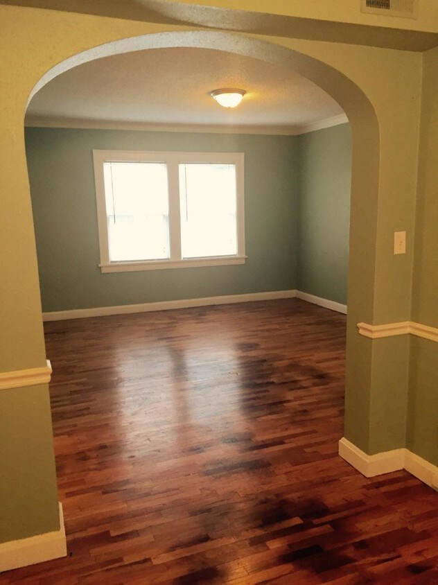Foto principal - 4507 Roanoke Pkwy
