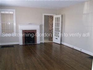 Building Photo - 2105 Sunset Pl
