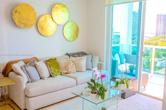 Photo - 1723 SW 2nd Ave Apartment