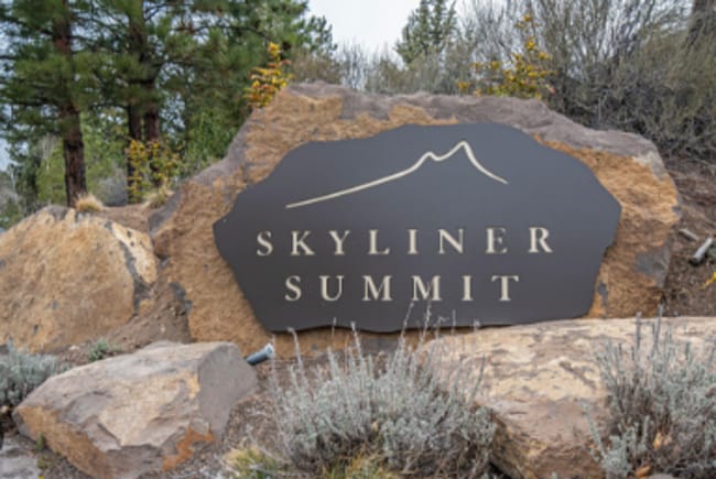 Building Photo - Exquisite furnished 3-bdr in Skyliner Summ...