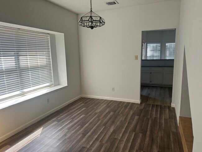 Building Photo - 4322 Palmer Plantation Dr