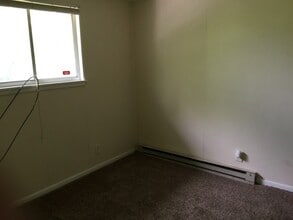 Building Photo - 3007 Batavia St