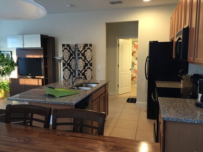 Foto del edificio - 8335 Laureate Blvd