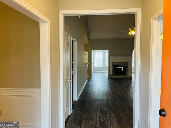 Foto del edificio - 50 Rock Mill Ct