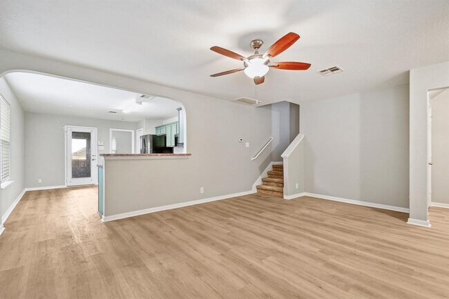 Foto del edificio - 1030 Birdsong Ln