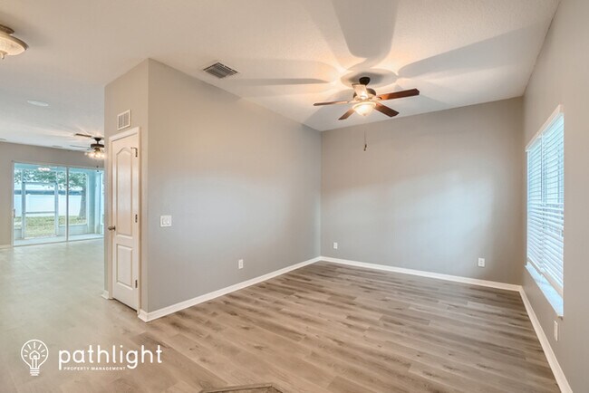 Building Photo - 424 Summerlyn Drive, Valrico, FL, 33594
