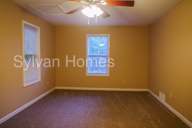 Building Photo - 316 Argus Cir NW