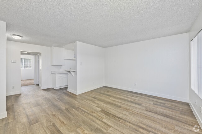 1 dormitorio, 1 baño - 558 pies cuadrados - Sala de estar/comedor - Kendall Brook Apartments