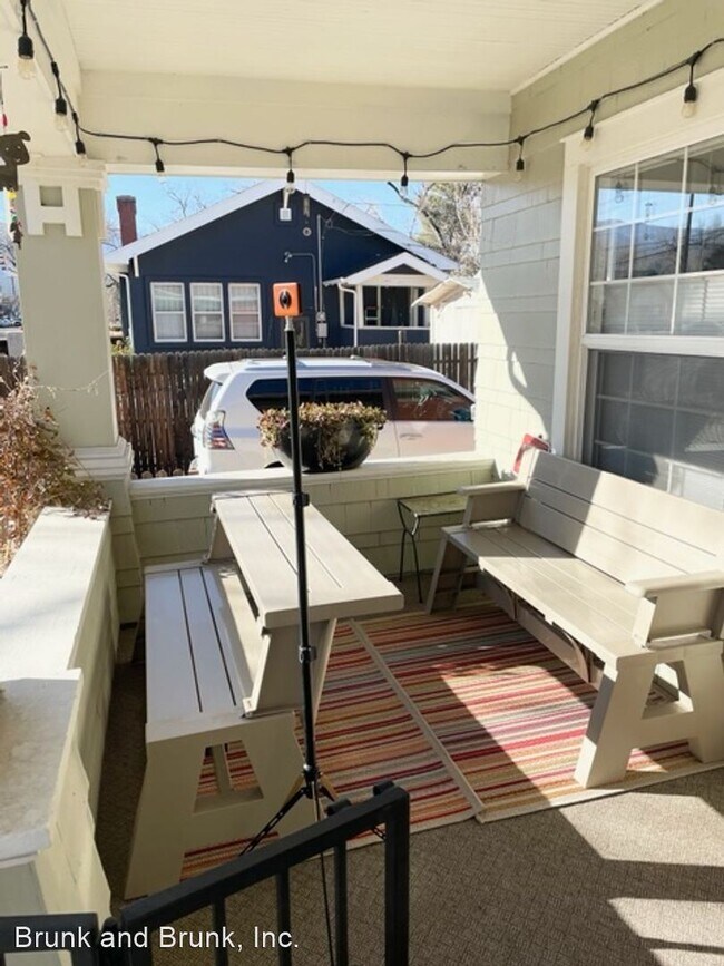 Building Photo - 3 br, 2 bath House - 412 E. Cache La Poudre