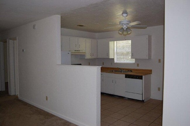 Foto del edificio - 3730 Maria Cir