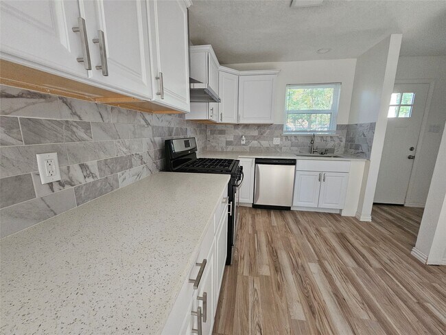 Foto del edificio - 105 E Wavy Oak Cir